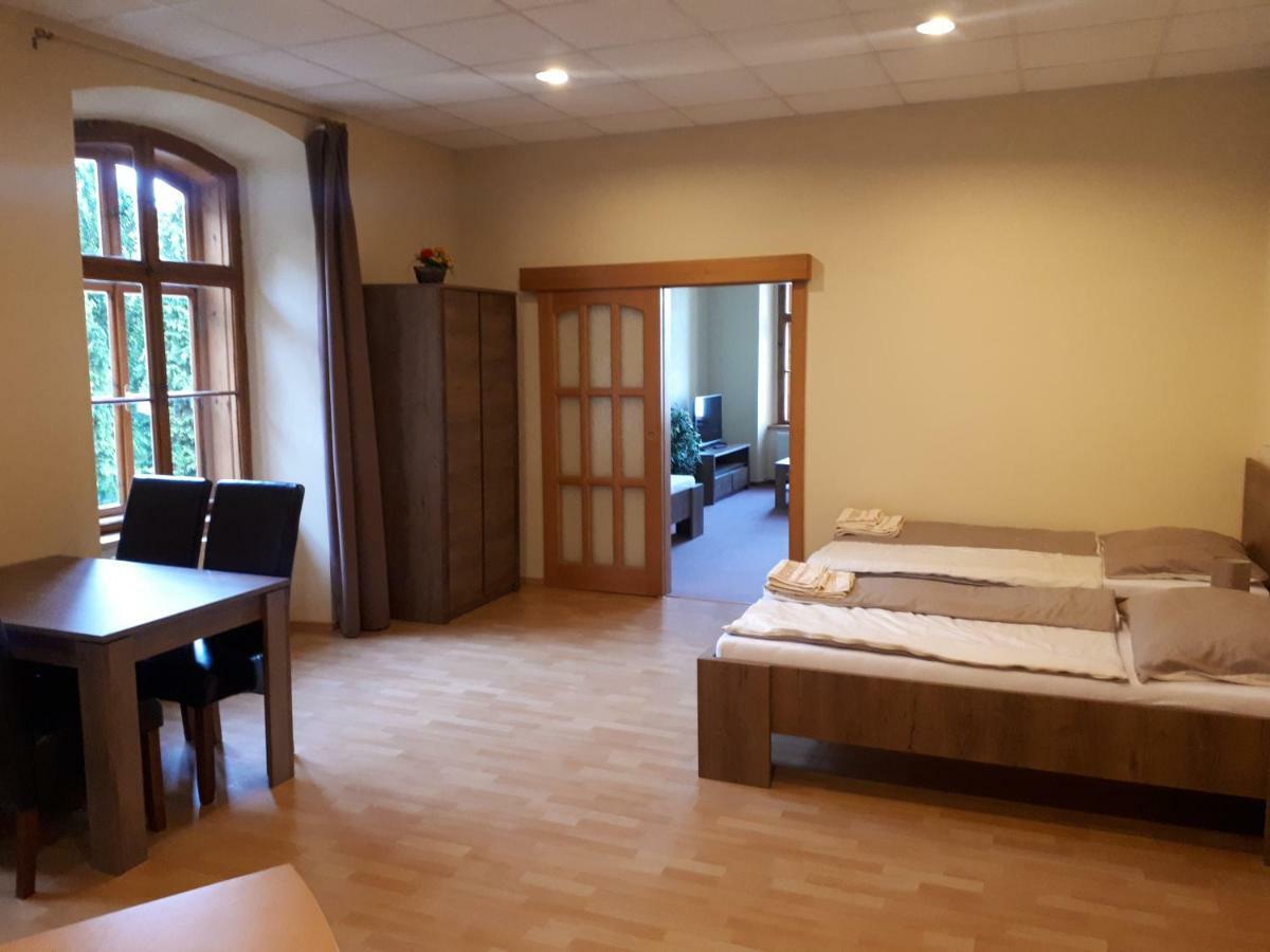 Apartmany Setkova Vila Їндржихув-Градец Екстер'єр фото