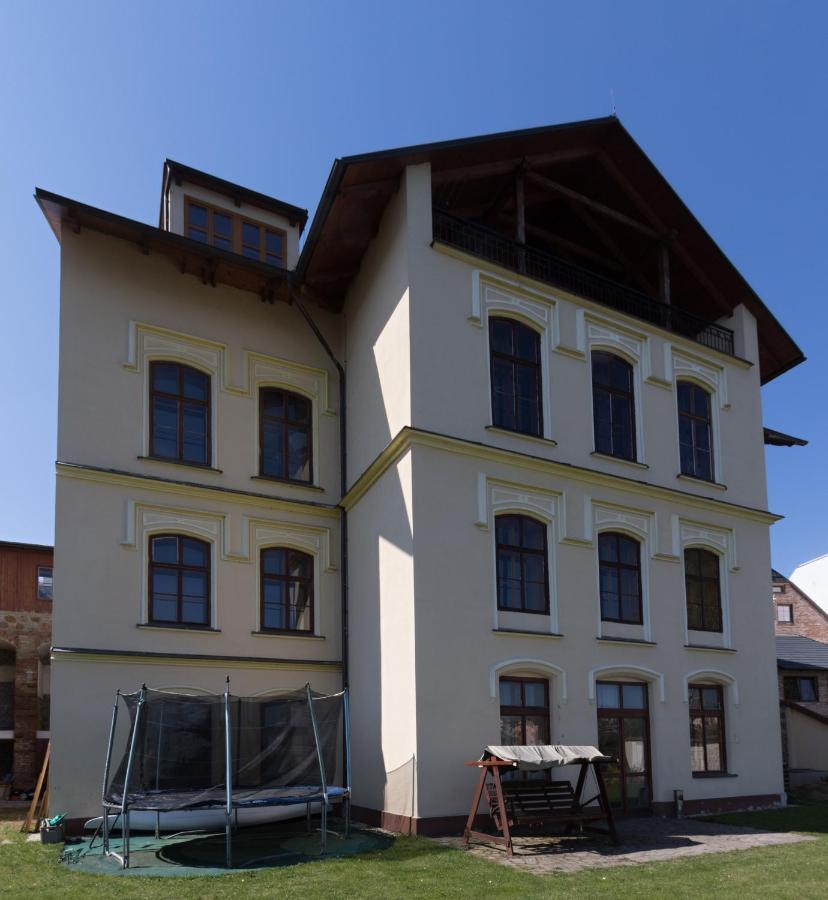 Apartmany Setkova Vila Їндржихув-Градец Екстер'єр фото