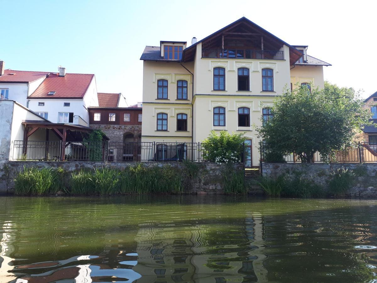 Apartmany Setkova Vila Їндржихув-Градец Екстер'єр фото